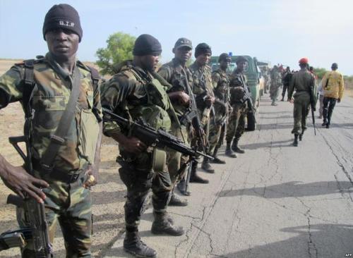 尼日利亚军营遭袭，致30名士兵死亡