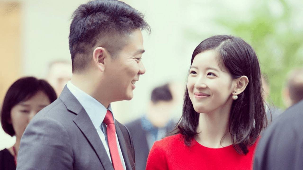 刘强东已经回国，经调查,没有任何不当行为