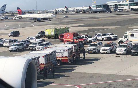 赴美客机遭隔离，19人确认患病 或为流感