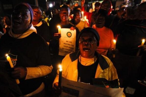 黑人播报员遭歧视，种族歧视什么时候才能结束？