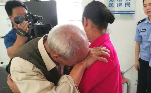 精神异常失踪18年，精神异常为什么失踪18年？