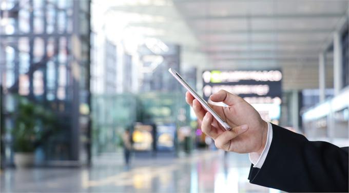 高铁补票去香港，最高将被罚3000港元