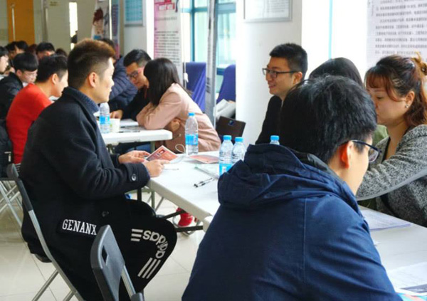 华为回应停止社招，华为如何回应停止社招？