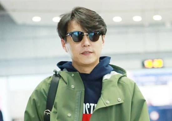 靳东回应发错诗词，靳东回应发错诗词说了什么？