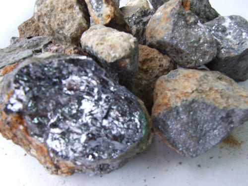 铁矿石期货一手手续费多少钱？